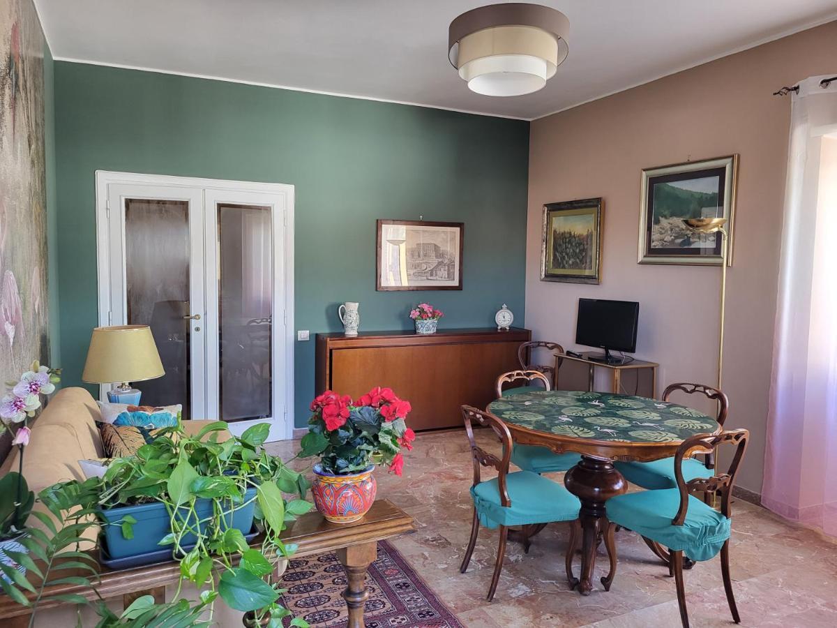 Boutique Maison - Pentimalli 84 Rome Bagian luar foto