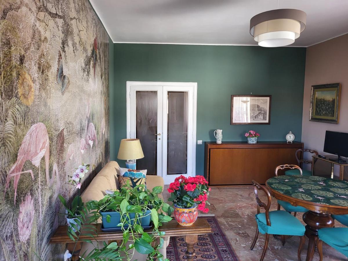 Boutique Maison - Pentimalli 84 Rome Bagian luar foto